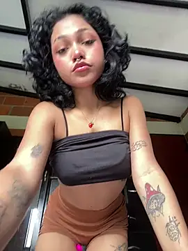 Snapshot of Cataleya_naz chatting on October 3, 2025, 2:07 pm Cataleya naz online show from October 3, 2025, 2:07 pm