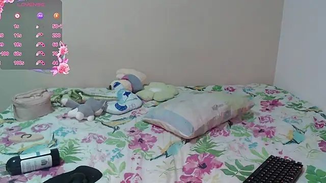 Snapshot of Cataleya_naz chatting on November 19, 2025, 12:43 am Cataleya naz online show from November 19, 2025, 12:43 am