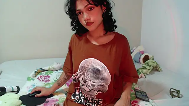 Snapshot of Cataleya_naz chatting on November 12, 2025, 12:37 am Cataleya naz online show from November 12, 2025, 12:37 am