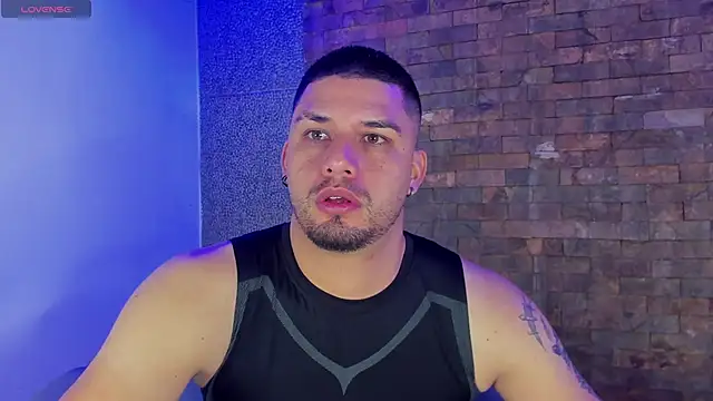 Snapshot of Jacob19_ chatting on October 3, 2025, 1:53 am Jacob19 online show from October 3, 2025, 1:53 am