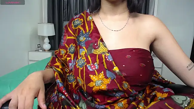 kashvi  online show from April 18, 2026, 7:40 pm