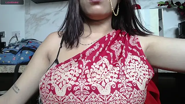 kashvi  online show from May 25, 2026, 7:01 pm