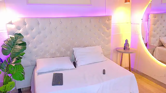 ElectraScot online show from October 3, 2025, 7:26 pm