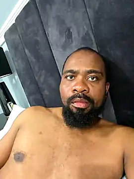 bigsize40 online show from October 21, 2025, 2:22 am