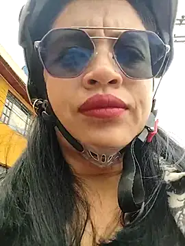 MILA  06 online show from October 14, 2025, 3:23 pm