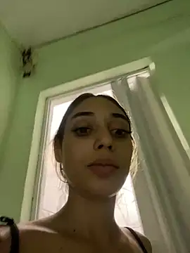 Snapshot of loirinhaaa chatting on January 16, 2026, 9:19 pm loirinhaaa online show from January 16, 2026, 9:19 pm