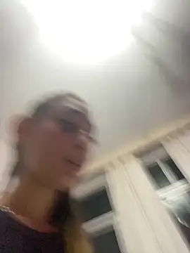 Snapshot of loirinhaaa chatting on February 5, 2026, 2:40 am loirinhaaa online show from February 5, 2026, 2:40 am