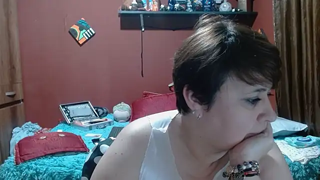 Snapshot of Sasharosee2 chatting on February 28, 2026, 12:21 am Sasharosee2 online show from February 28, 2026, 12:21 am