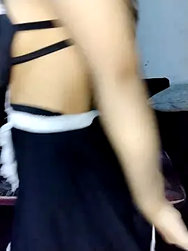 Snapshot of shahinaz-123 chatting on November 13, 2025, 10:30 am shahinaz-123 online show from November 13, 2025, 10:30 am