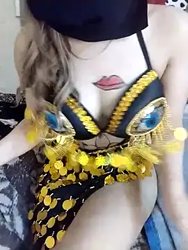 Snapshot of shahinaz-123 chatting on February 8, 2026, 12:36 pm shahinaz-123 online show from February 8, 2026, 12:36 pm