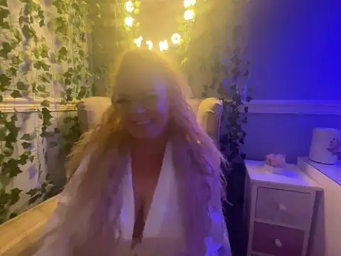 BonnyDesire online show from October 30, 2025, 8:17 pm