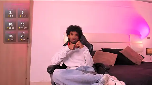 AllexJacob online show from November 19, 2025, 1:44 pm