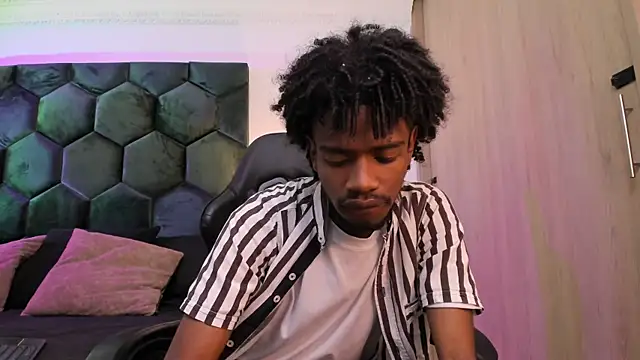 Snapshot of AllexJacob chatting on February 28, 2026, 1:22 pm AllexJacob online show from February 28, 2026, 1:22 pm