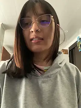 Scarlett Millerw online show from November 6, 2025, 2:54 pm