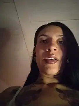 gabii hardy online show from July 8, 2026, 9:32 am