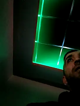 Deffnot7777 online show from December 18, 2025, 9:18 pm