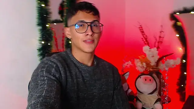 SalvadorFit online show from December 19, 2025, 9:17 pm