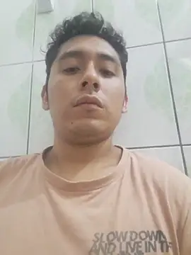 Snapshot of latinbigcock1_ chatting on October 27, 2025, 10:33 pm latinbigcock1 online show from October 27, 2025, 10:33 pm