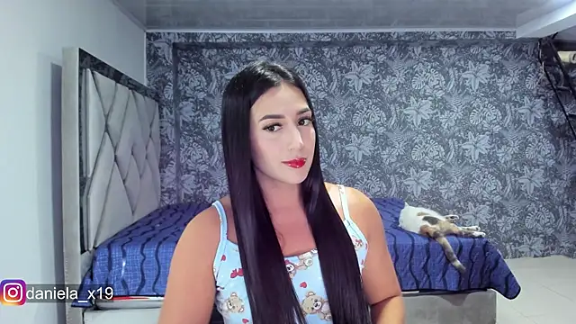 Daniela x19 online show from July 18, 2026, 1:14 am