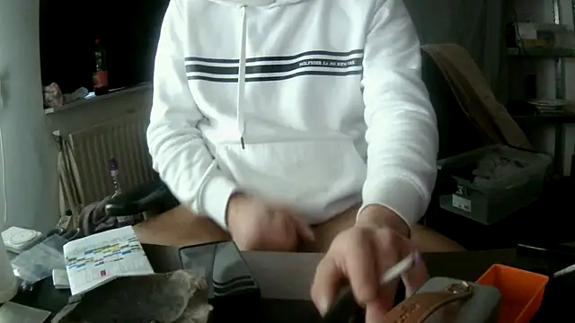 monty19cm online show from April 25, 2026, 7:55 am