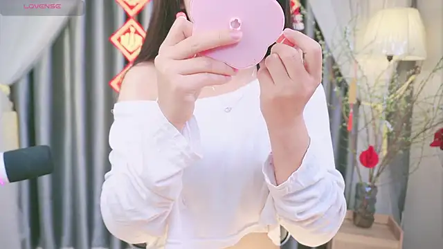 Cherry-26 online show from February 5, 2026, 8:32 am