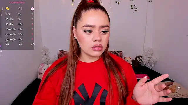 isabella arias2 online show from April 9, 2026, 6:04 am