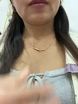 Milky-milk online show from April 10, 2026, 3:19 pm