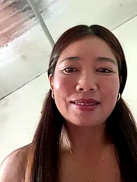 Milky-milk online show from October 14, 2025, 2:01 am