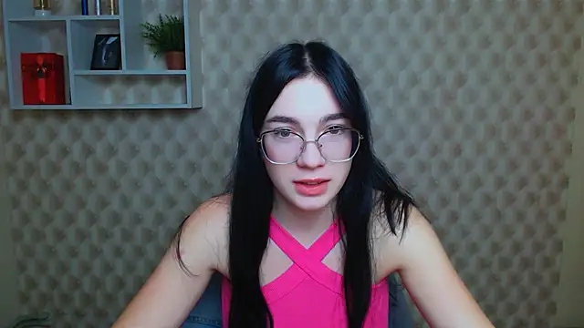 Snapshot of MiraBabe_ chatting on September 24, 2025, 5:25 am MiraBabe online show from September 24, 2025, 5:25 am