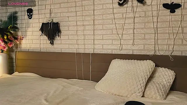 Snapshot of GarettVoss chatting on October 25, 2025, 5:39 am GarettVoss online show from October 25, 2025, 5:39 am