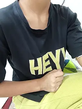 sassyishhu76 online show from February 22, 2026, 2:30 pm