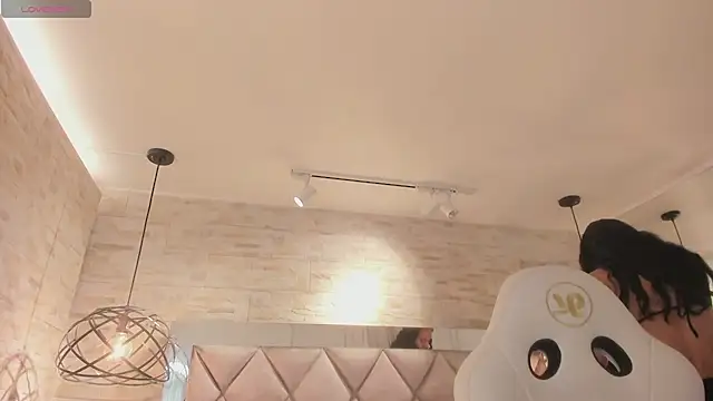 grace daviss online show from April 6, 2026, 10:16 am