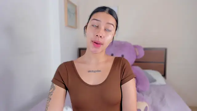 SofiaClarkson online show from January 11, 2026, 1:51 pm