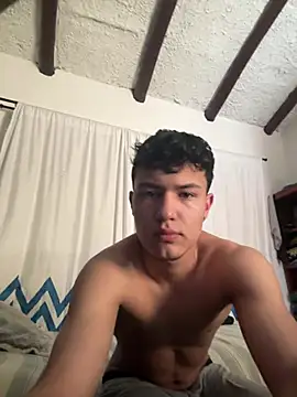 Snapshot of El_awo_ chatting on March 12, 2026, 4:11 pm El awo online show from March 12, 2026, 4:11 pm