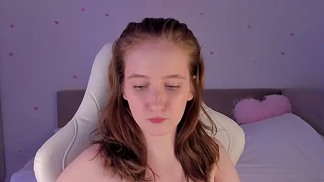 CrystalSoul  online show from October 5, 2025, 8:21 pm