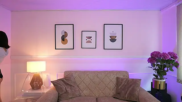 BillieBrownn online show from October 17, 2025, 7:04 pm