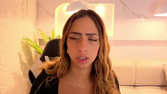 Snapshot of tamara_tp chatting on February 12, 2026, 7:35 pm tamara tp online show from February 12, 2026, 7:35 pm