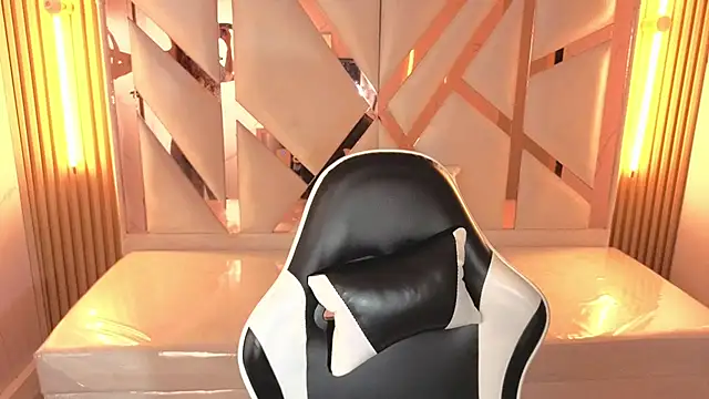 Snapshot of tamara_tp chatting on February 10, 2026, 12:48 pm tamara tp online show from February 10, 2026, 12:48 pm