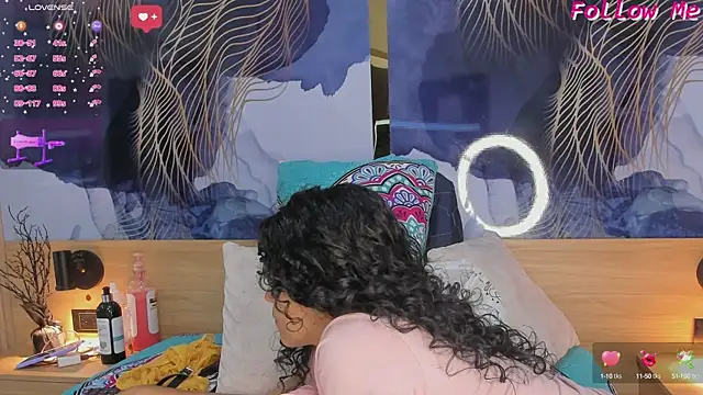 Anabacker01 online show from October 4, 2025, 7:26 pm