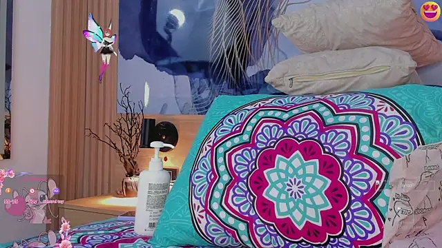 Anabacker01 online show from November 28, 2025, 7:25 pm