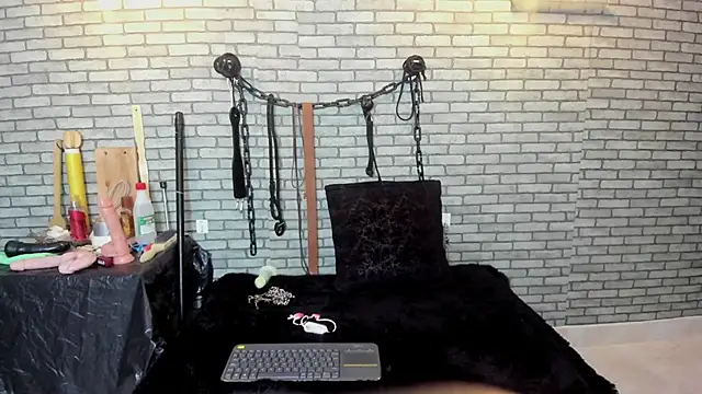 BDSM MEDUZA online show from November 15, 2025, 12:53 pm