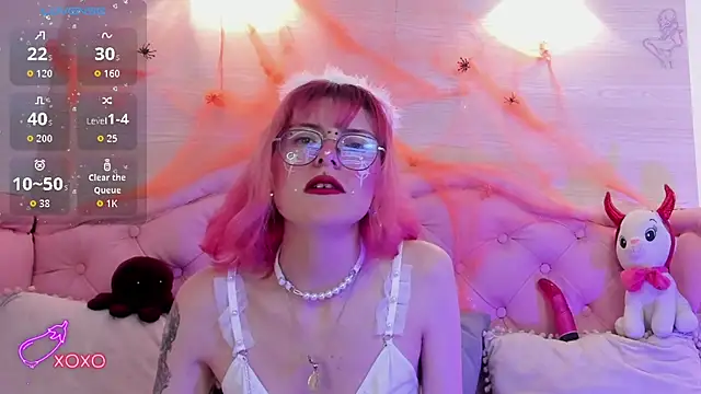 Rossiie Hunt  online show from October 16, 2025, 4:37 pm