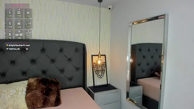 JULIETABONET online show from April 10, 2026, 12:45 pm