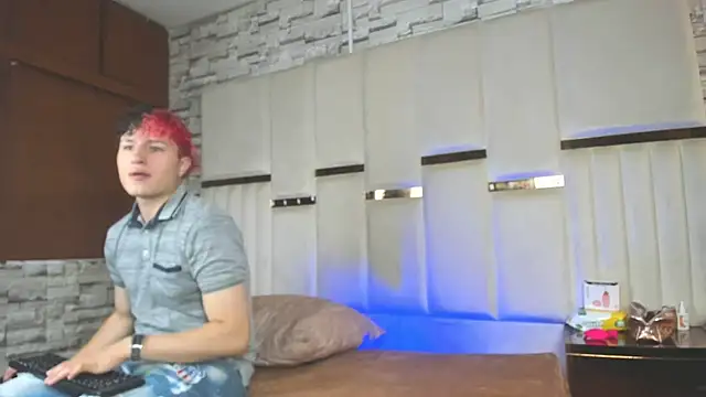 ANLLELOAndANGELA online show from October 27, 2025, 8:32 pm