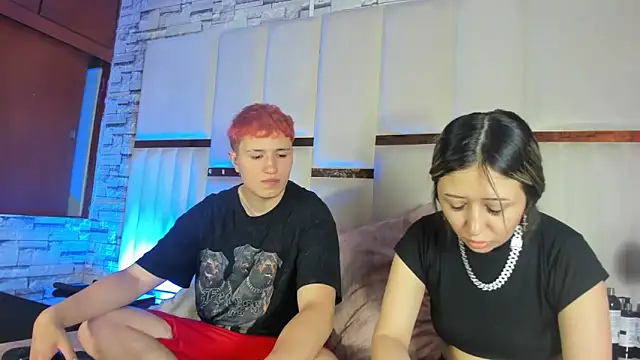 ANLLELOAndANGELA online show from March 26, 2026, 4:38 pm