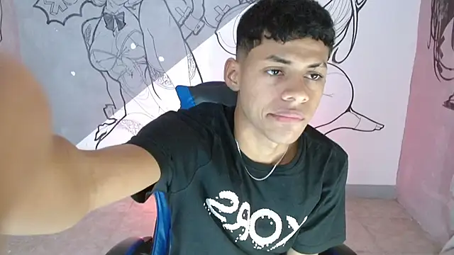 deivid bigcock1 online show from October 6, 2025, 12:12 am