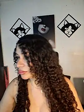 Snapshot of Lina_444 chatting on April 26, 2026, 11:35 pm Lina 444 online show from April 26, 2026, 11:35 pm