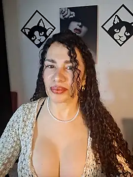Snapshot of Lina_444 chatting on April 24, 2026, 2:24 am Lina 444 online show from April 24, 2026, 2:24 am