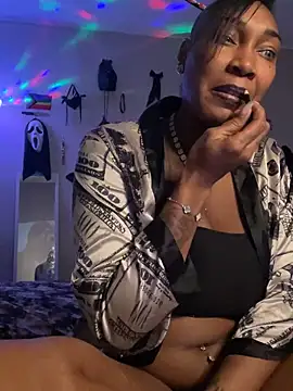 Snapshot of QUEENCALIMOD chatting on October 15, 2025, 3:49 am QUEENCALIMOD online show from October 15, 2025, 3:49 am