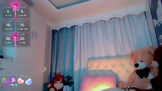 Julia Bulette1 online show from July 17, 2026, 1:14 am